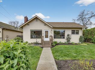 329 SE Linden Ct, Gresham, OR 97080