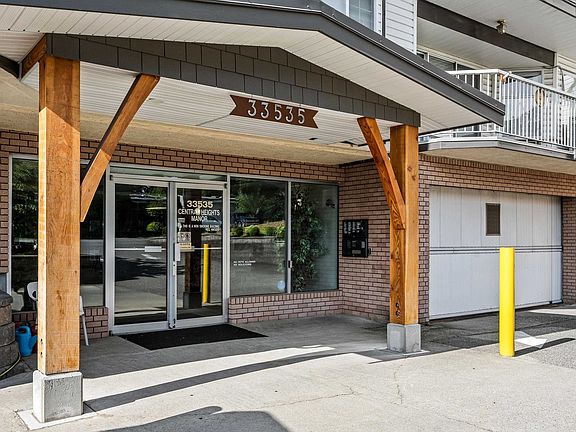 4th image of 33535 King Rd #208