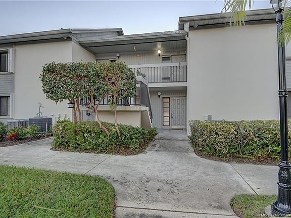 3rd image of 2223 NW 22nd Ave APT 103