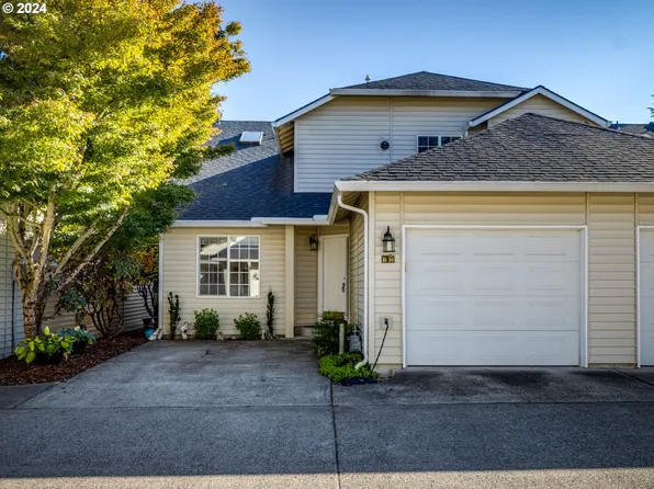 13801 NW 10th Ct #B10, Vancouver, WA 98685