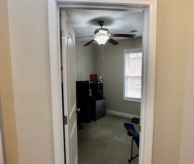 513 Waterlily Dr — Photo 12