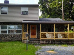 35 Inslee St, Waterloo, NY 13165