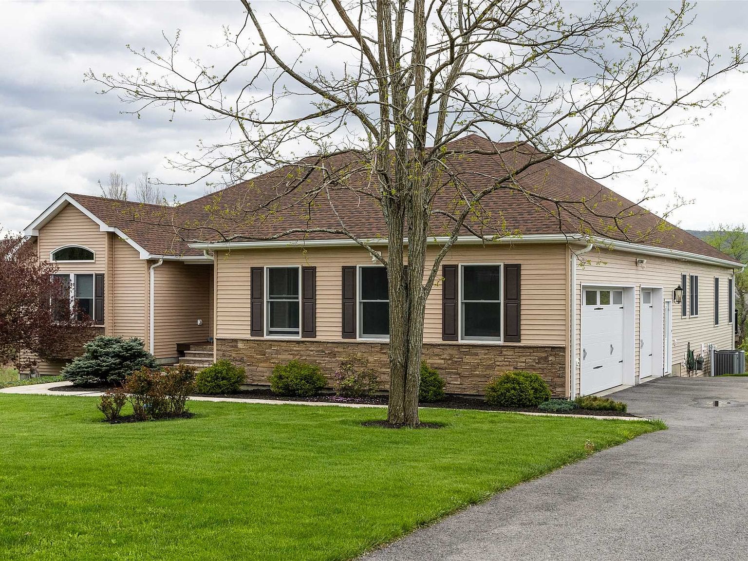 41 Harrisons Trl, Hopewell Junction, NY 12533 Zillow