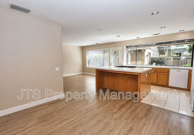 11674 Gold Country Blvd — Photo 21