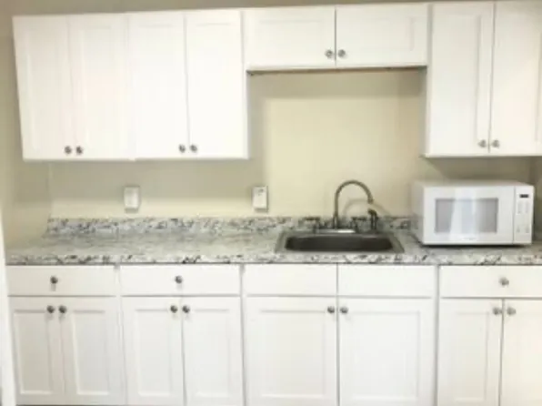 14 Park St, New London, CT