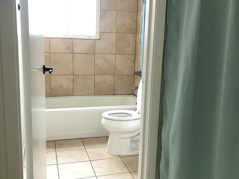 1110 Buena Vista Ave — Photo 8