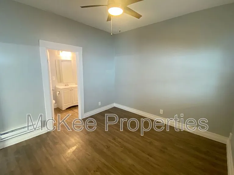 2268 Market St — Photo 7