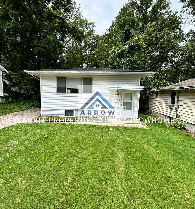 8949 Huiskamp Ave