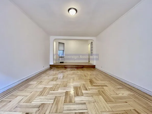 100 Bennett Ave APT 1H, New York, NY 10033
