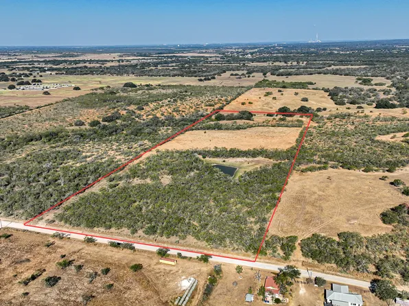 +/- 27.5 ACRES County Road 302, Floresville, TX 78114