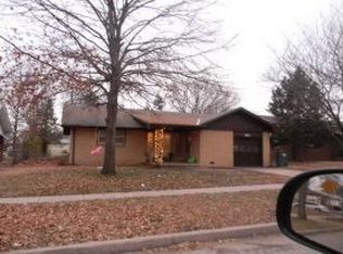 8013 E Indianapolis St, Wichita, KS 67207