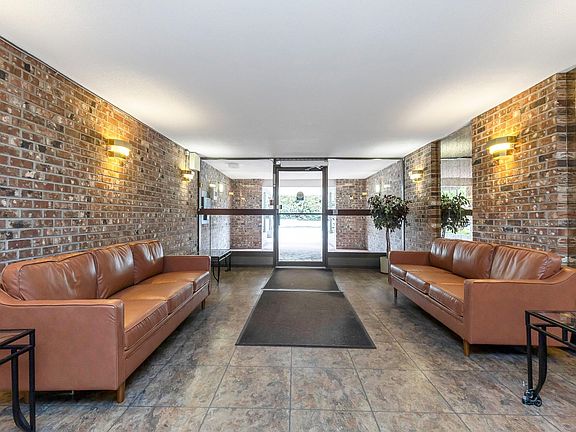 4th image of 32175 Old Yale Rd #117