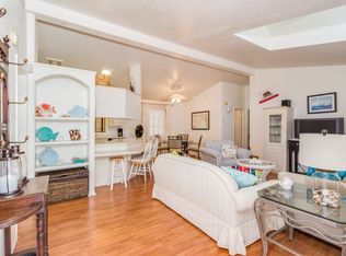 319 Concord Ln, Newport Beach, CA 92660