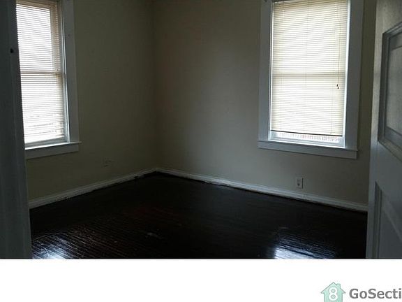 5th image of 3714 Darwin Ave #2