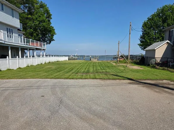 13111 E Greenbank Rd, Middle River, MD 21220