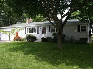 15 Dwight St, Cumberland, RI 02864
