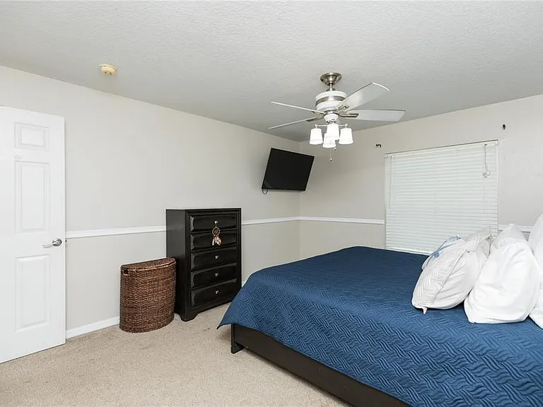 7 Lancaster Ln — Photo 61