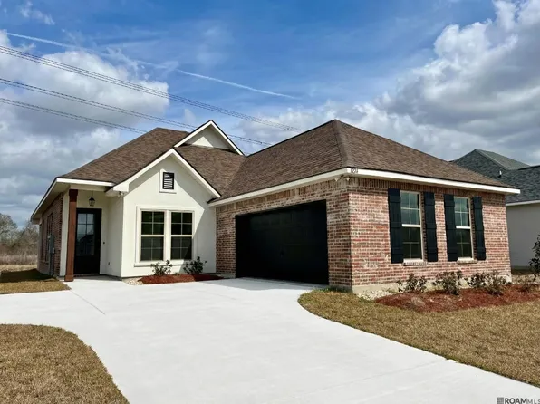 1224 Lakehaven Dr, Gonzales, LA 70737