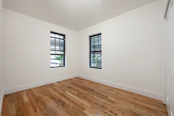 Rented by Compass | media 16