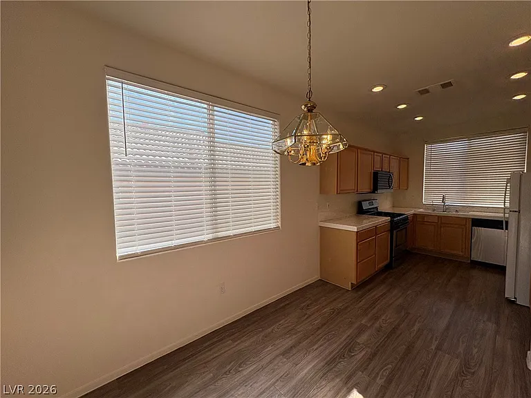 10688 Oak Crest Ave — Photo 6