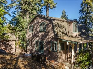 870 Lake View Ln, Twin Peaks, CA 92391