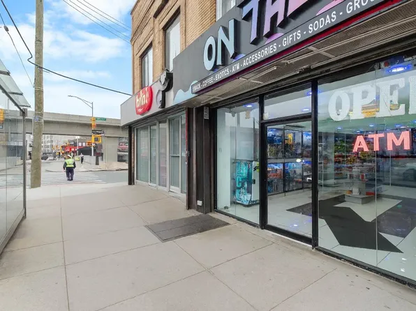 135-18 Liberty Avenue image 3 of 7