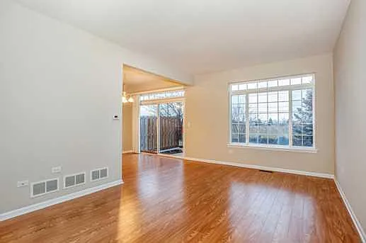 3 bed, 2.5 bath, 1800 sqft, $2,500 — Photo 4