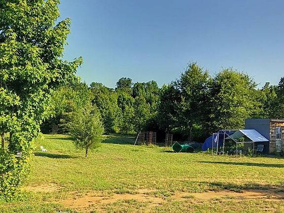 2nd image of 4140 Bull Creek Rd