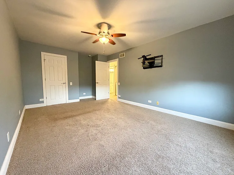 345 Gregory St — Photo 19