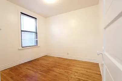 1116 W Polk St #3 — Photo 15