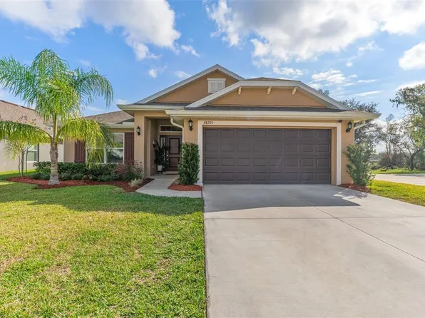 38205 Countryside Pl, Dade City, FL 33525