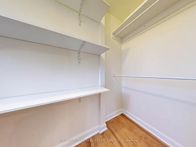 114 Colin Ave — Photo 27