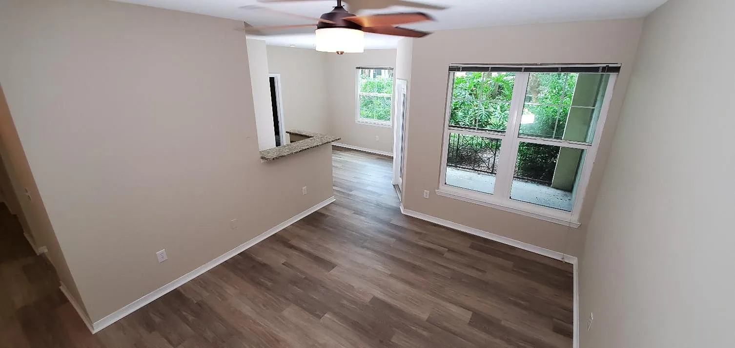 1810 E Palm Ave — Photo 1