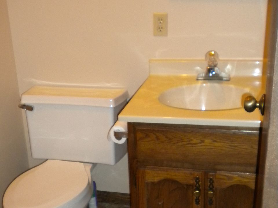 1/2 bath