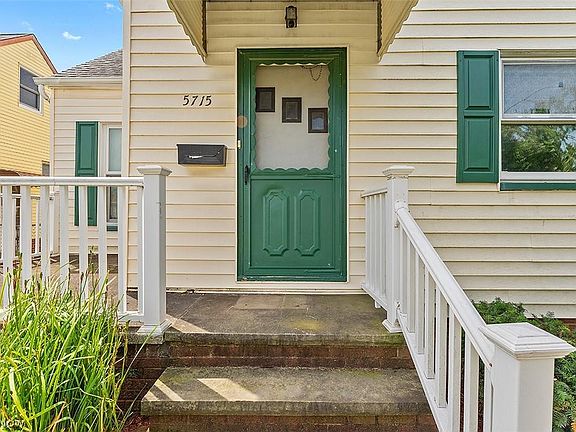 3rd image of 5715 Orchard Ave