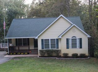 106 Camelot Dr, Moneta, VA