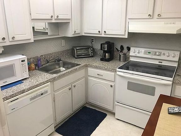 5th image of 3221 S Ocean Blvd APT 406