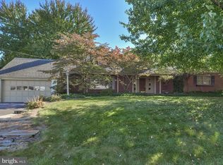 323 S Hillcrest Ave, Quarryville, PA 17566