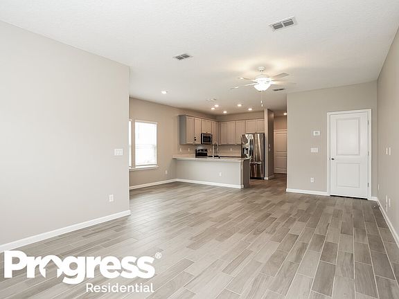 5th image of 1325 Grassland Ave