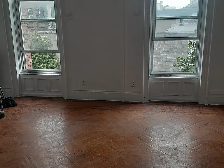 41 Brevoort Pl #3 — Photo 18