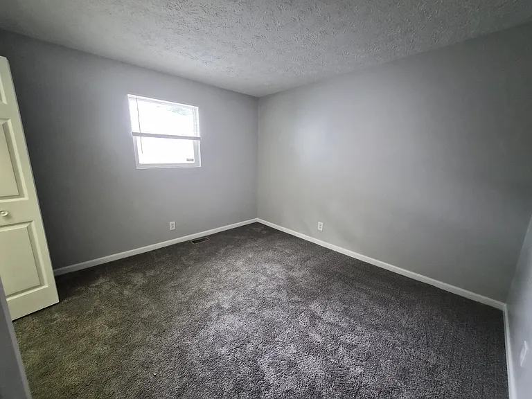 4708 Payton Ave — Photo 18