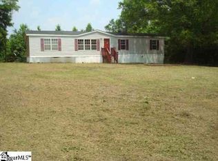 1453 Charlottes Rd, Clinton, SC 29325