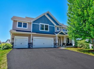 5204 Porchlight Bay, Woodbury, MN 55129