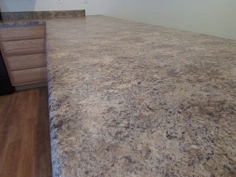 118 Andrews Dr — Photo 9