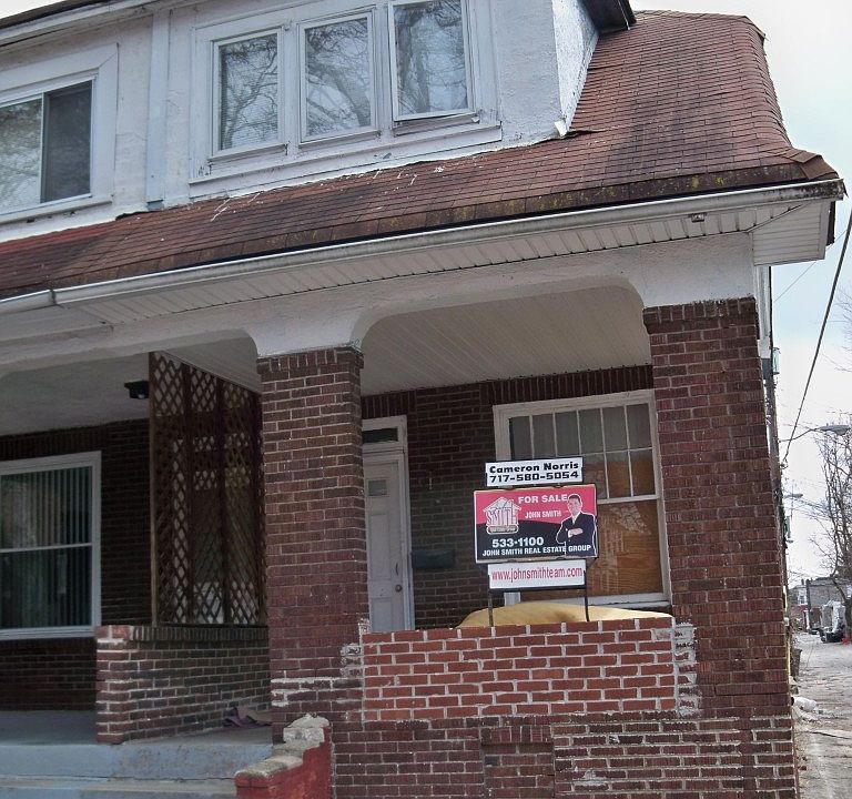 2nd image of 331 Emerald St