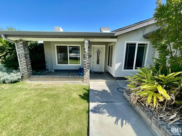 320 E Woodrow St, Taft, CA 93268