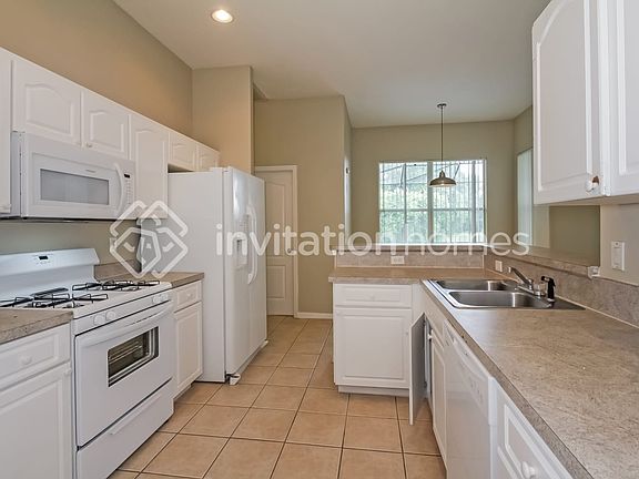 5th image of 6703 Brighton Park Dr