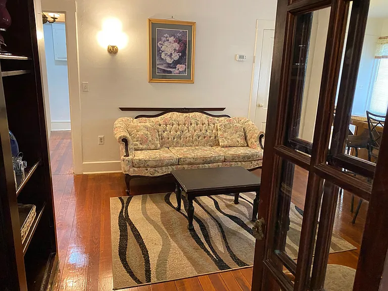 422C W New York Ave — Photo 9