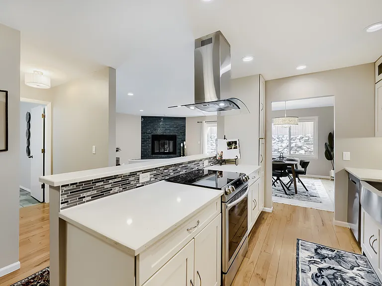 175 Xenon St — Photo 6