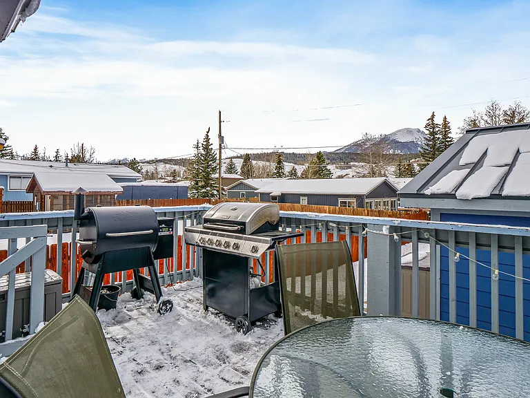 461 Cascade Cir — Photo 36